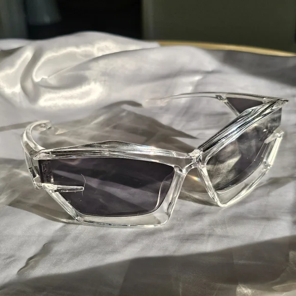 Cyber Y2K Geometric Sunglasses - Picture 7 of 7